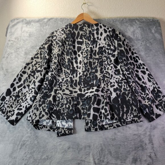 Cato Woman Blazer 18/20W Black White Animal Print Studded Open Front Plus Size - Picture 11 of 11